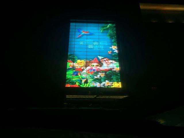 LED格柵屏（píng）什麽是灰度？