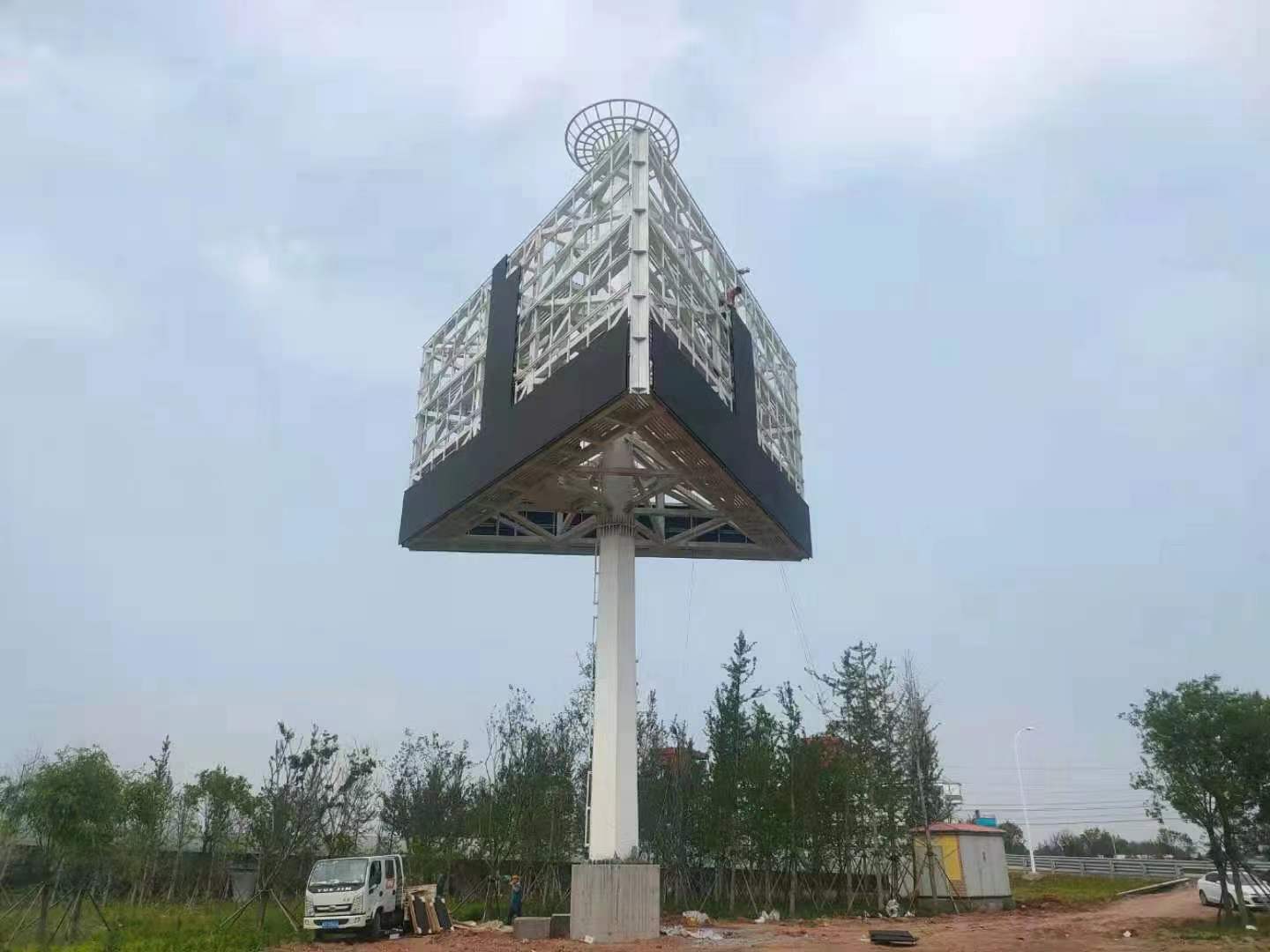 青島膠東國際機場前立交橋 (1).jpg